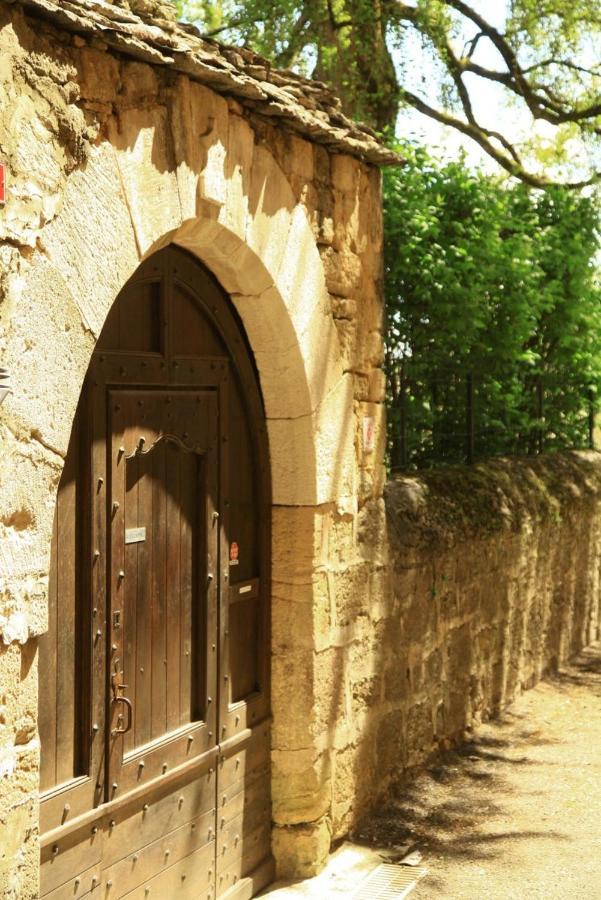 Petite maison en pierre au coeur du Périgord noir proche de Sarlat et Rocamadour Salignac Eyvigues Esterno foto